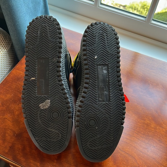 Off white high top with dust bag and original box - Picture 5 of 5